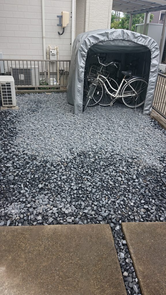 雑草対策　砂利　砕石